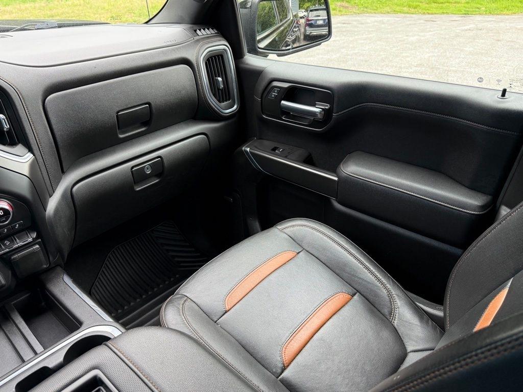 GMC Sierra 1500 4WD Crew Cab 157" AT4 2021