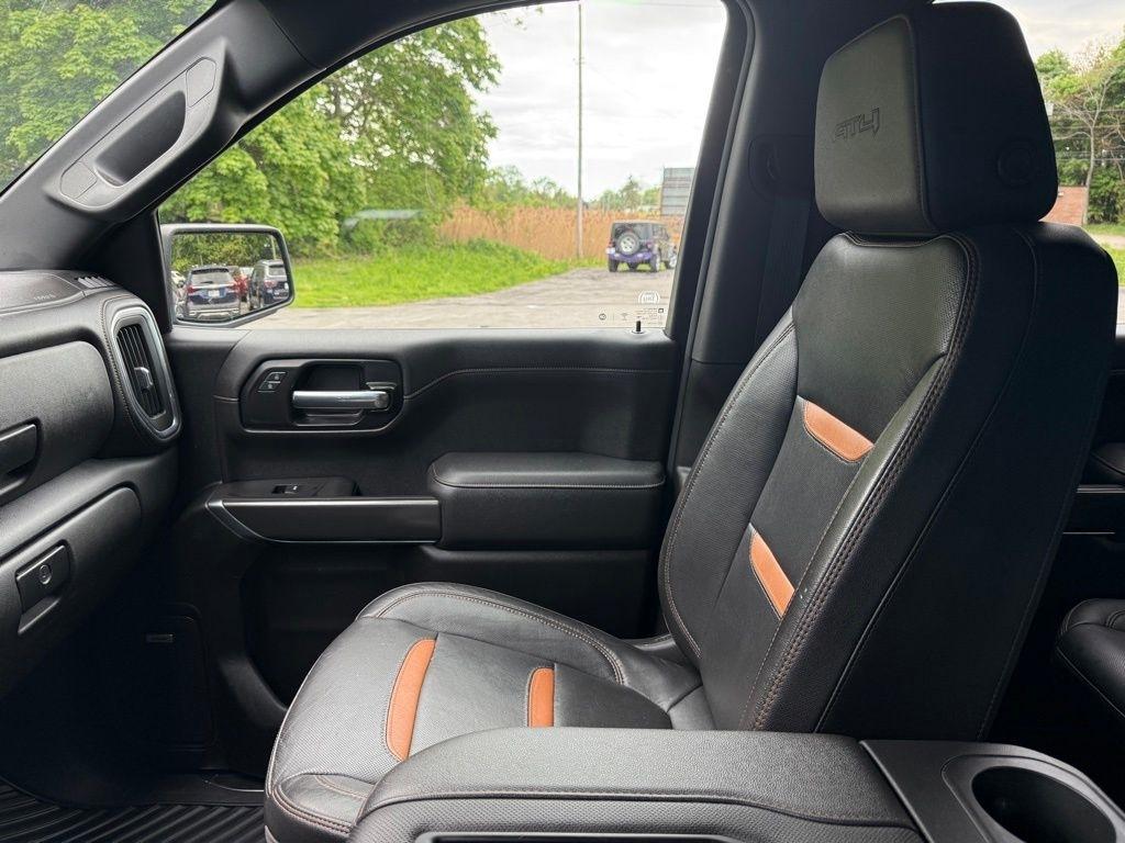 GMC Sierra 1500 4WD Crew Cab 157" AT4 2021