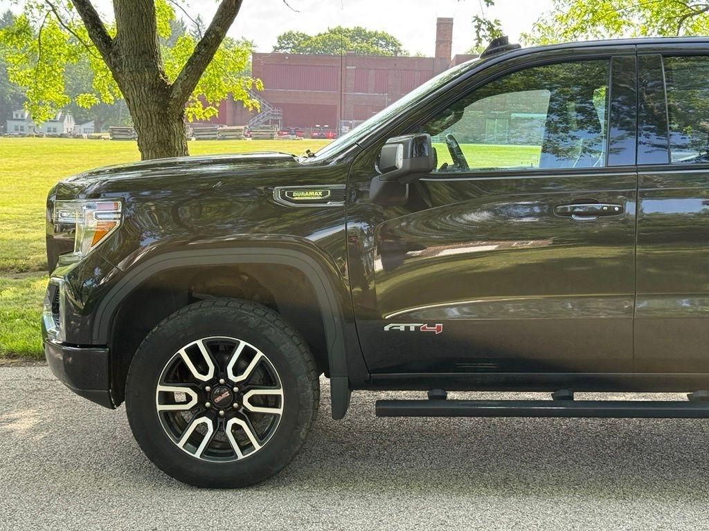 GMC Sierra 1500 4WD Crew Cab 157" AT4 2021