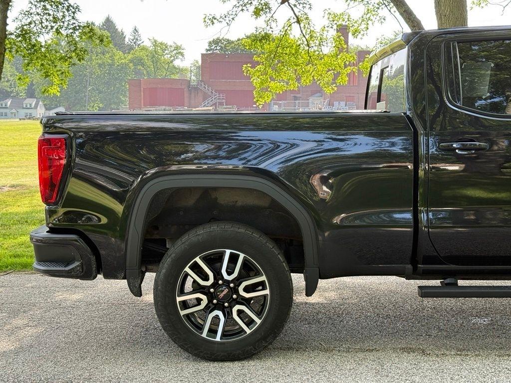 GMC Sierra 1500 4WD Crew Cab 157" AT4 2021