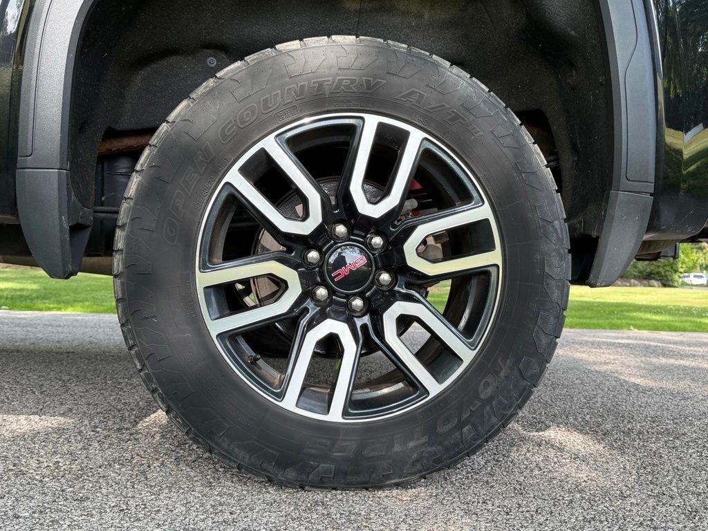 GMC Sierra 1500 4WD Crew Cab 157" AT4 2021
