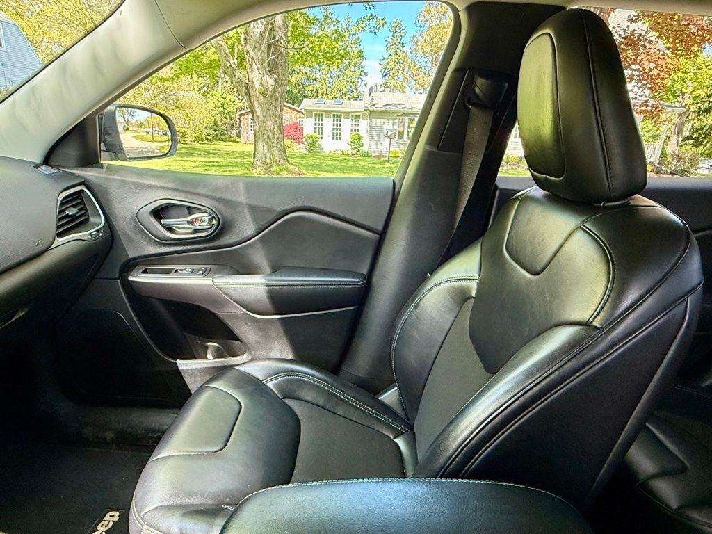 Jeep Cherokee Latitude Plus 4x4 2019