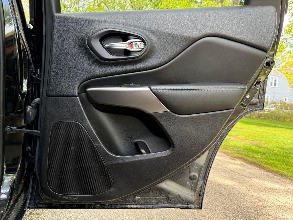 Jeep Cherokee Latitude Plus 4x4 2019