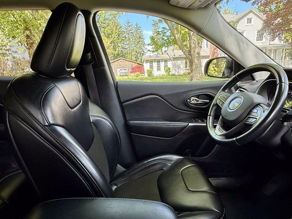 Jeep Cherokee Latitude Plus 4x4 2019