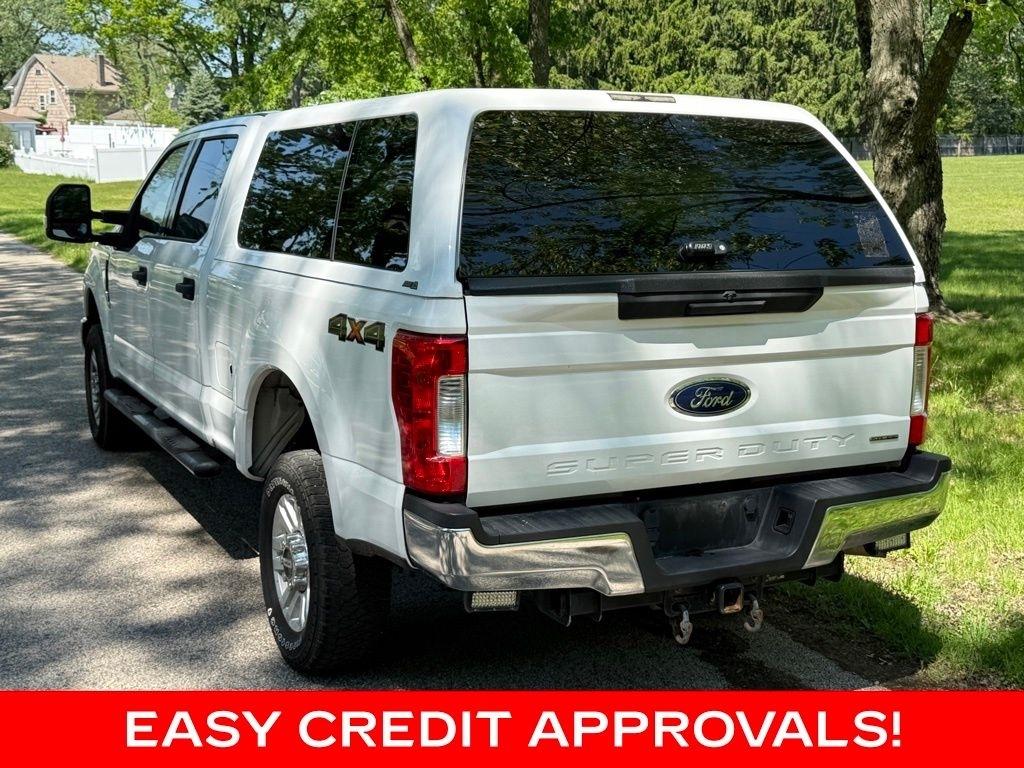 Ford Super Duty F-250 SRW King Ranch 4WD Crew Cab 8' Box 2017