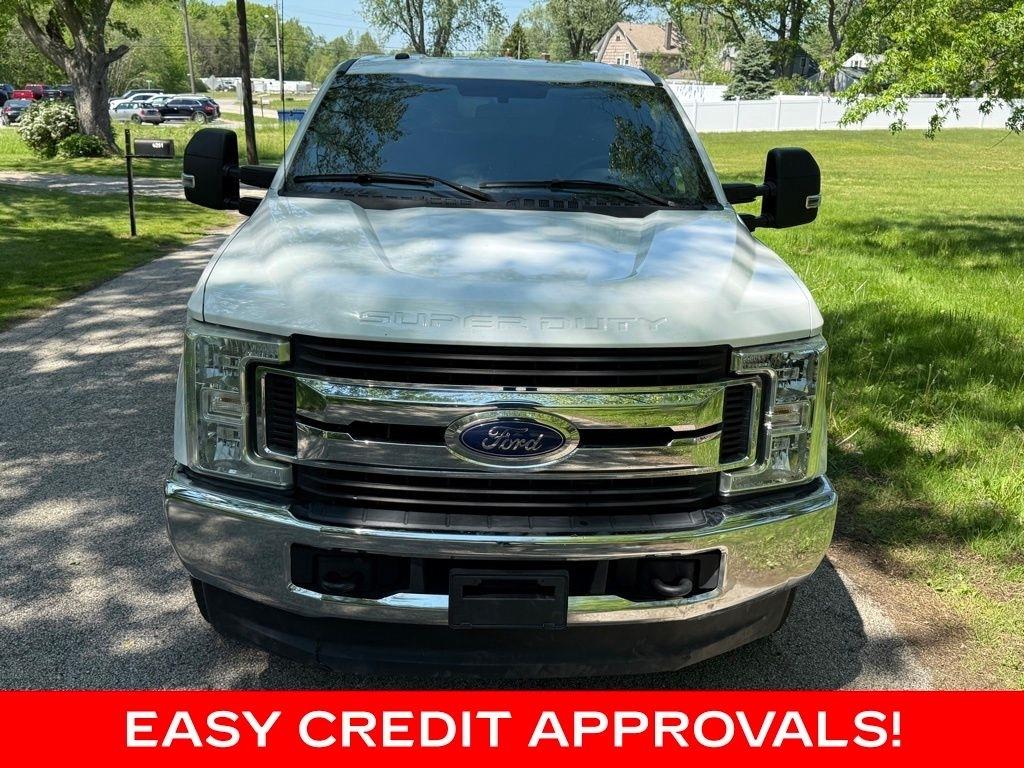 Ford Super Duty F-250 SRW King Ranch 4WD Crew Cab 8' Box 2017