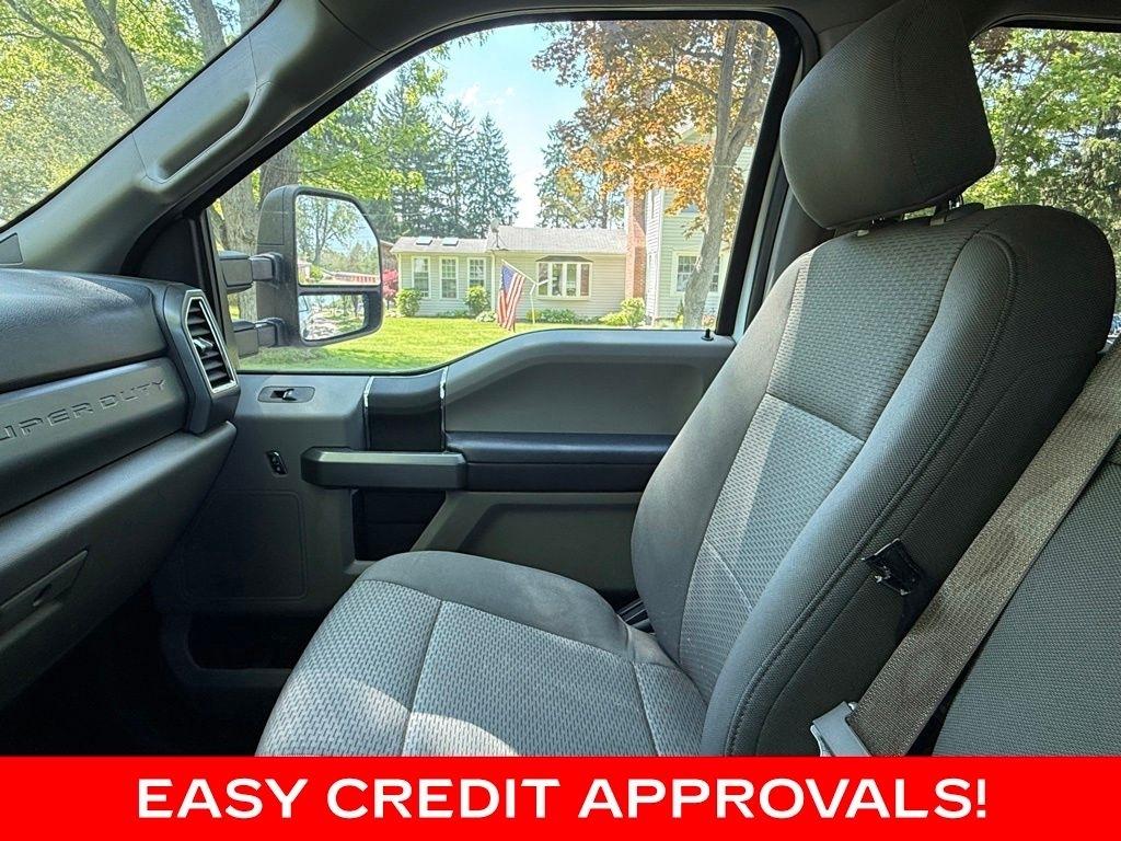 Ford Super Duty F-250 SRW King Ranch 4WD Crew Cab 8' Box 2017