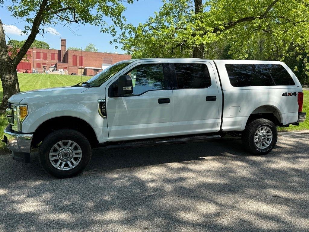 Ford Super Duty F-250 SRW King Ranch 4WD Crew Cab 8' Box 2017