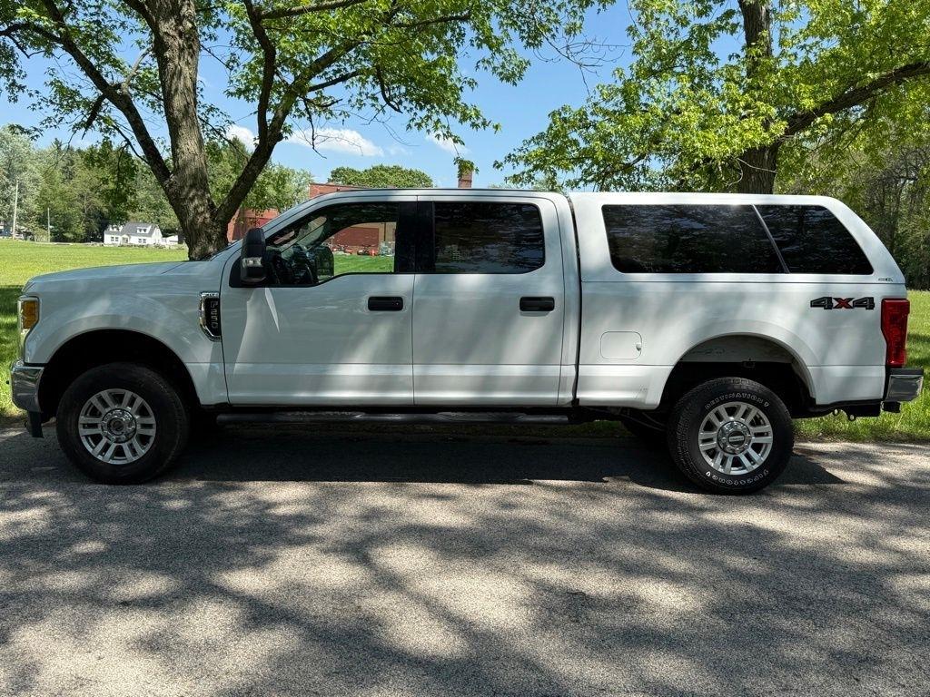 Ford Super Duty F-250 SRW King Ranch 4WD Crew Cab 8' Box 2017