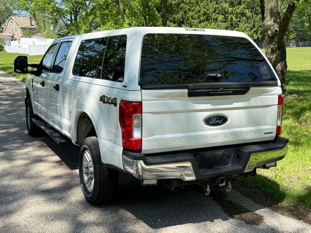 Ford Super Duty F-250 SRW King Ranch 4WD Crew Cab 8' Box 2017
