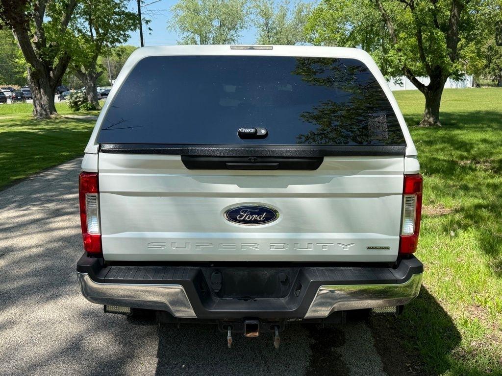 Ford Super Duty F-250 SRW King Ranch 4WD Crew Cab 8' Box 2017