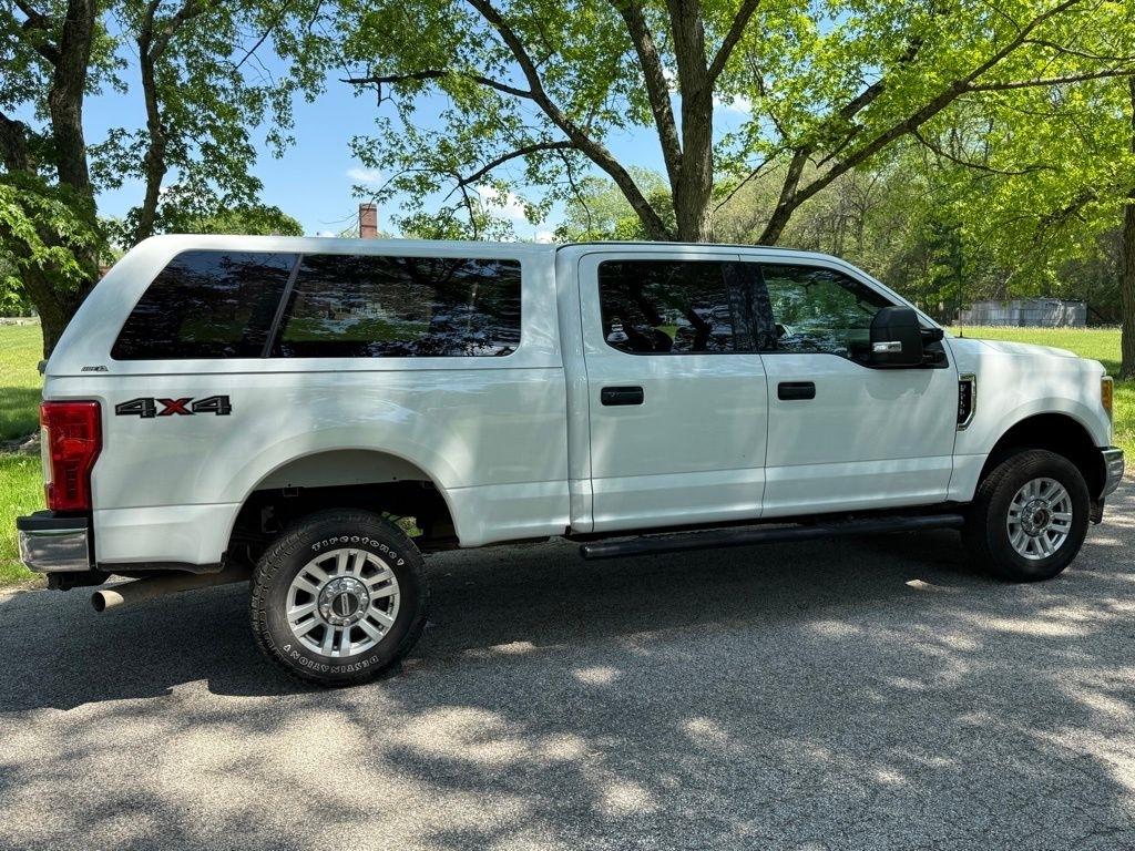 Ford Super Duty F-250 SRW King Ranch 4WD Crew Cab 8' Box 2017