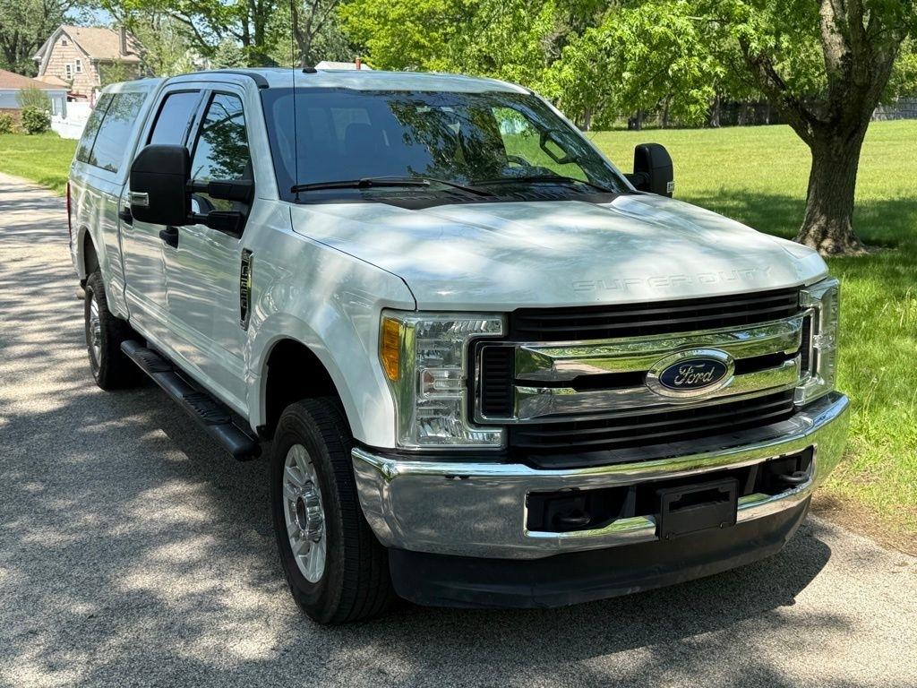 Ford Super Duty F-250 SRW King Ranch 4WD Crew Cab 8' Box 2017