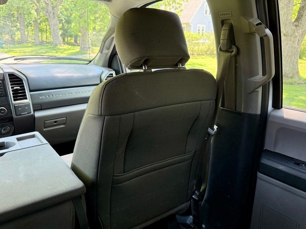 Ford Super Duty F-250 SRW King Ranch 4WD Crew Cab 8' Box 2017