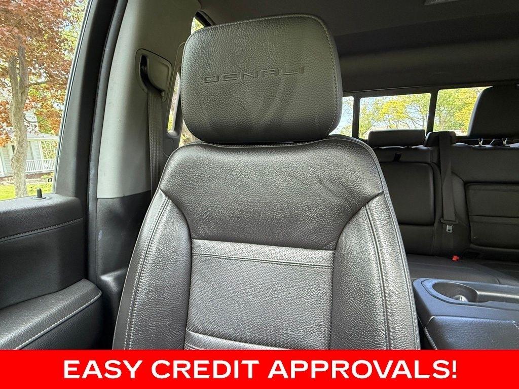 GMC Sierra 2500HD 4WD Crew Cab 159" Denali 2020