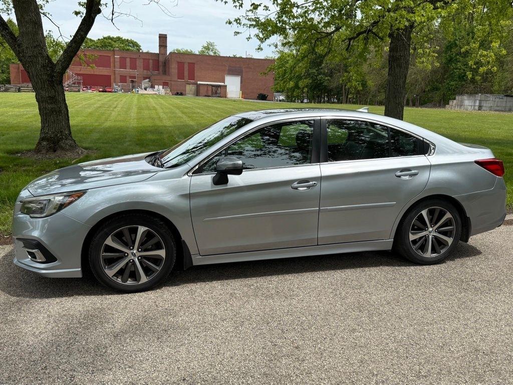 Subaru Legacy 3.6R Limited 2019