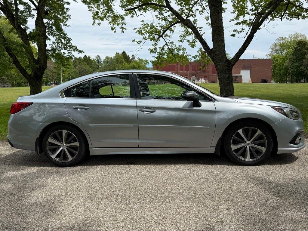 Subaru Legacy 3.6R Limited 2019