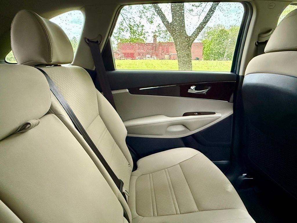 Kia Sorento LX FWD 2017