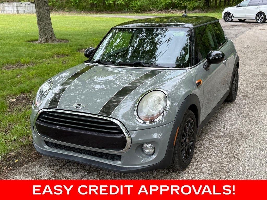 MINI Hardtop 2 Door Cooper FWD 2017