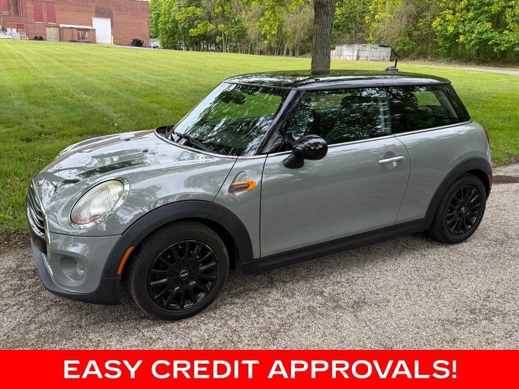 MINI Hardtop 2 Door Cooper FWD 2017