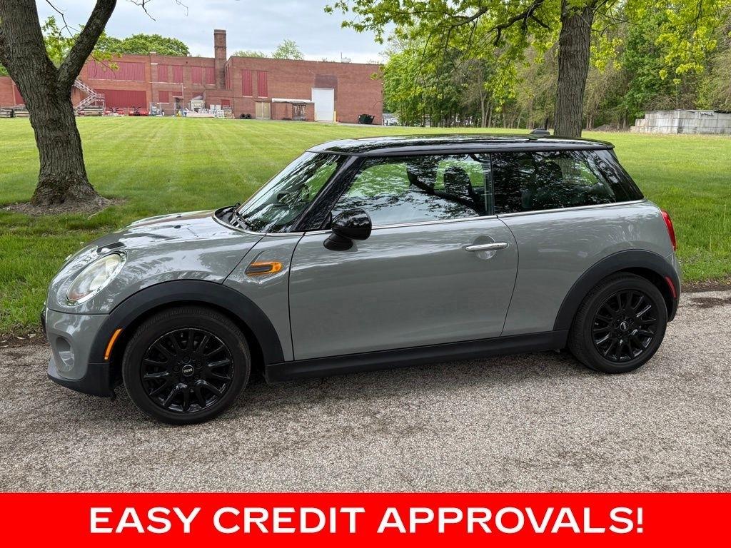 MINI Hardtop 2 Door Cooper FWD 2017