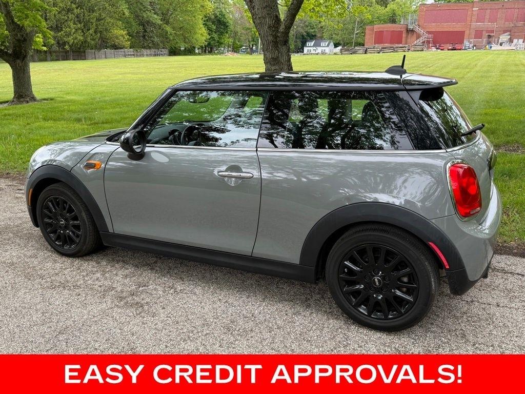 MINI Hardtop 2 Door Cooper FWD 2017