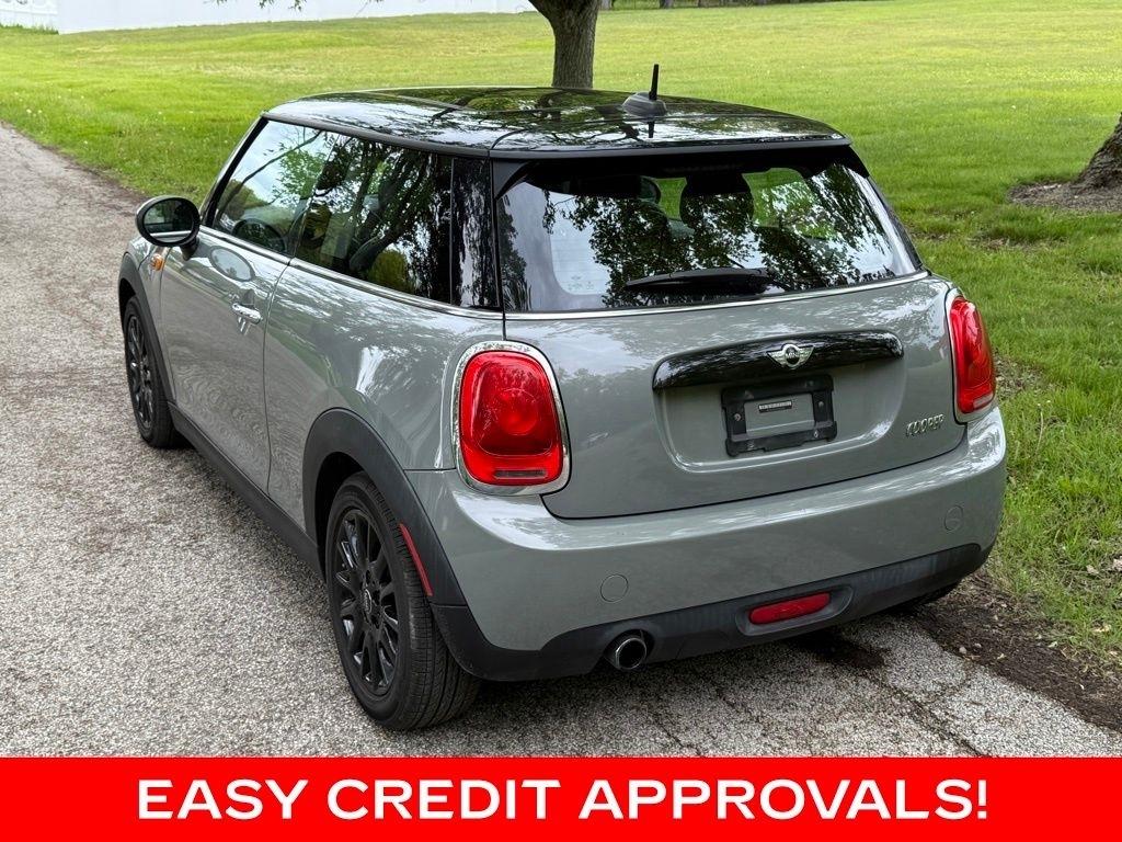 MINI Hardtop 2 Door Cooper FWD 2017