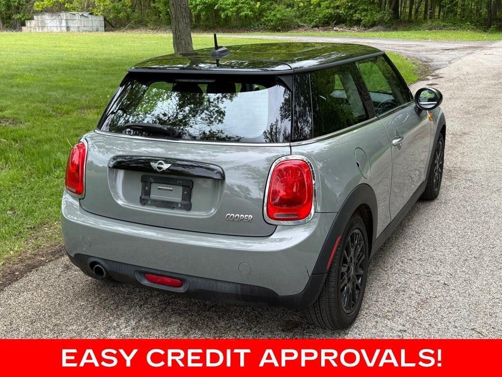 MINI Hardtop 2 Door Cooper FWD 2017