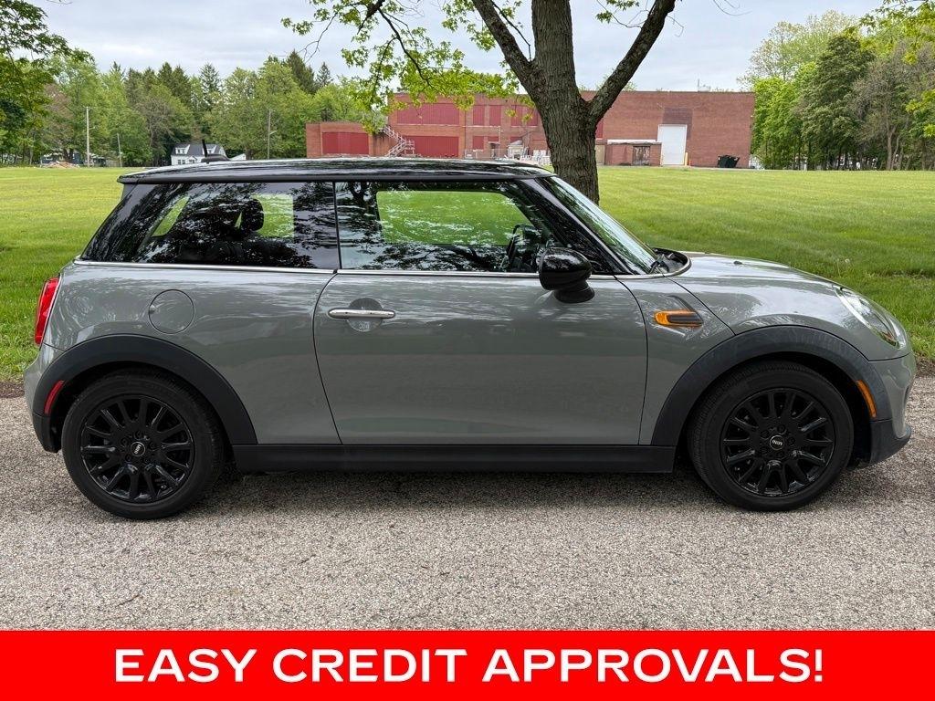 MINI Hardtop 2 Door Cooper FWD 2017