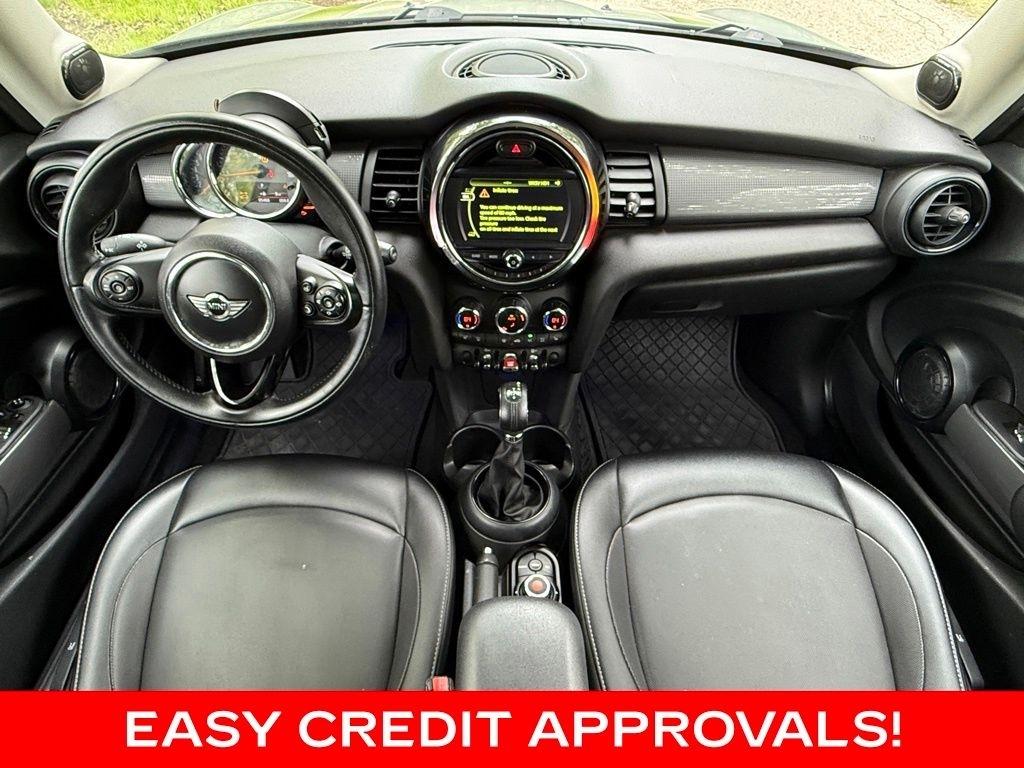 MINI Hardtop 2 Door Cooper FWD 2017