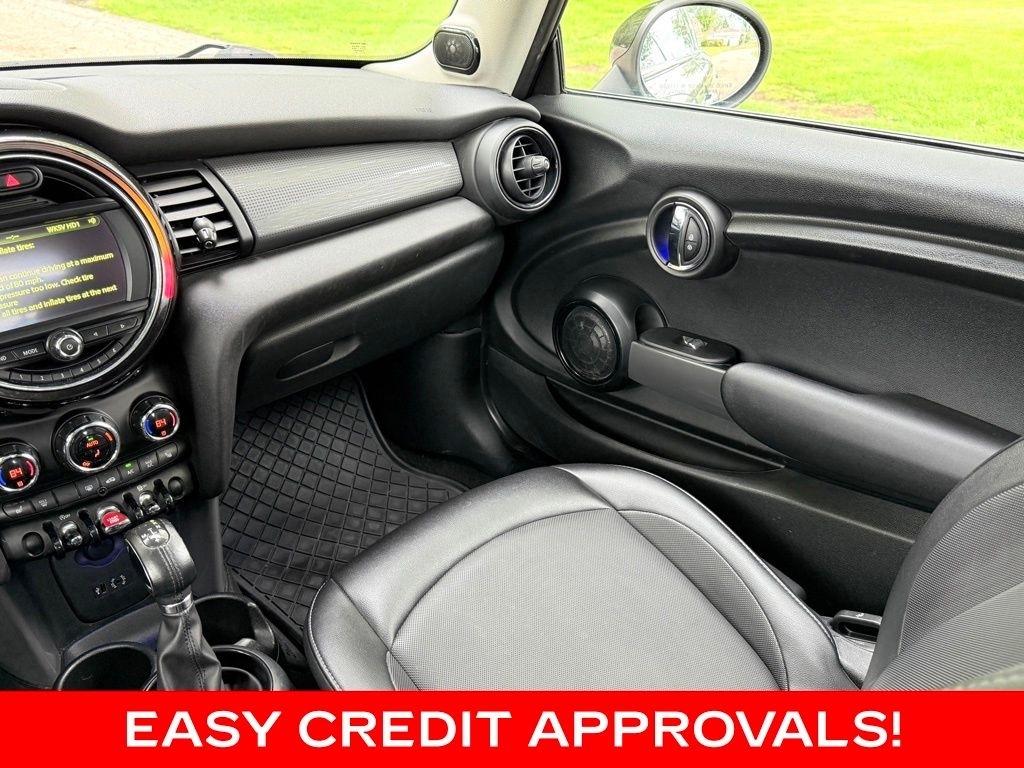 MINI Hardtop 2 Door Cooper FWD 2017