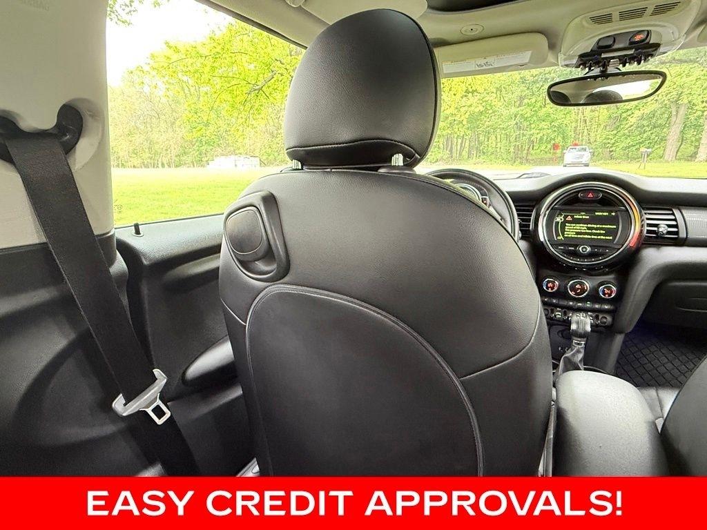 MINI Hardtop 2 Door Cooper FWD 2017