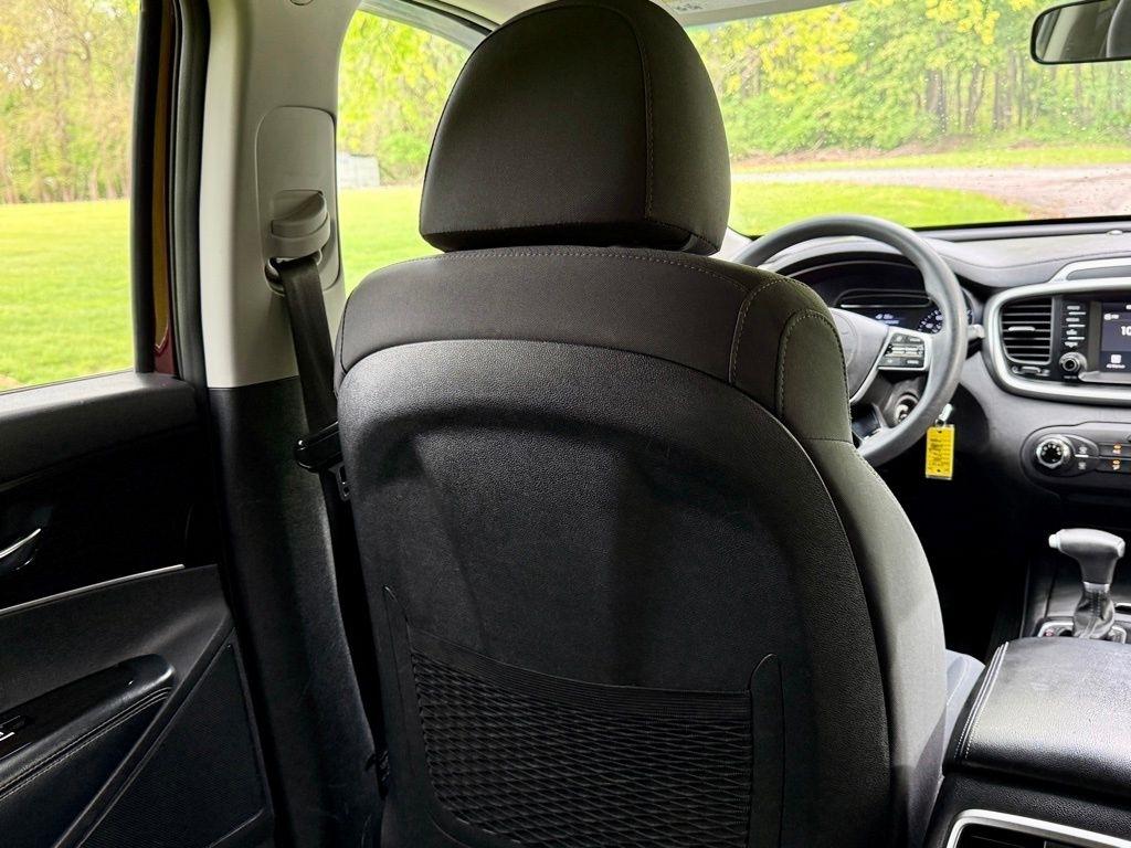 2020 Kia Sorento LX - Photo 27