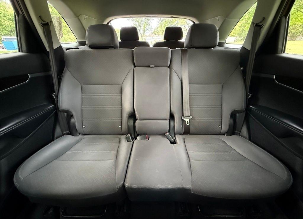2020 Kia Sorento LX - Photo 31