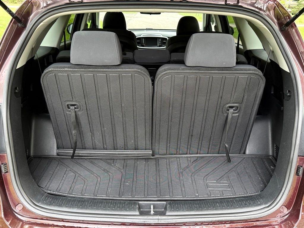 2020 Kia Sorento LX - Photo 36