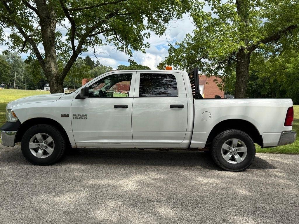 RAM 1500 Tradesman 4x4 Crew Cab 5'7" Box 2017