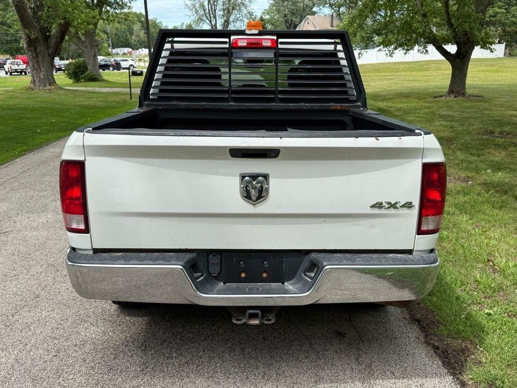 RAM 1500 Tradesman 4x4 Crew Cab 5'7" Box 2017