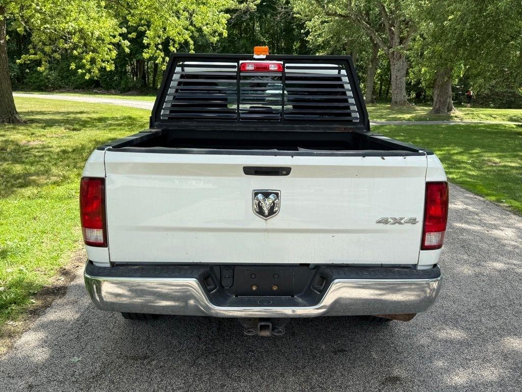RAM 1500 Tradesman 4x4 Crew Cab 5'7" Box 2017