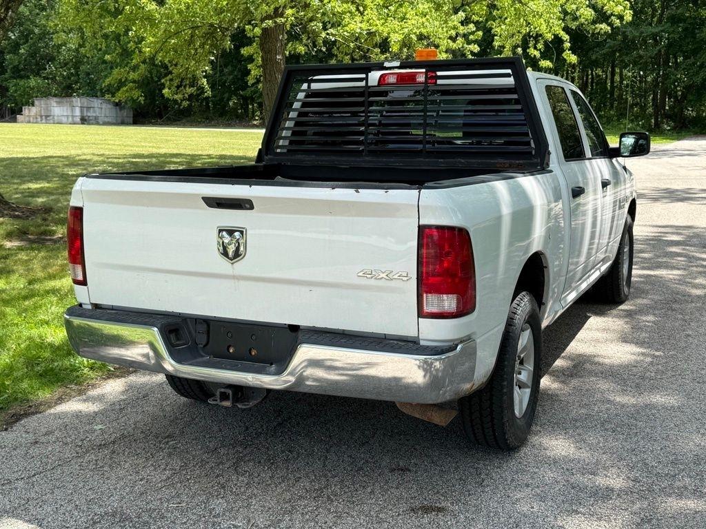 RAM 1500 Tradesman 4x4 Crew Cab 5'7" Box 2017