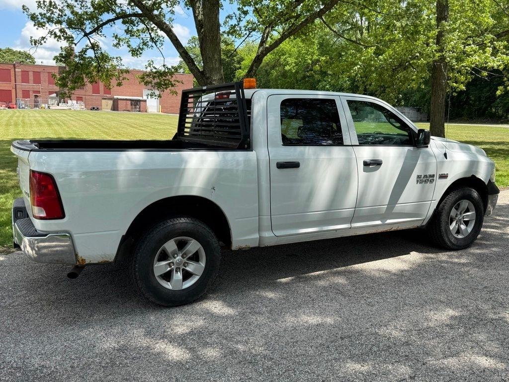 RAM 1500 Tradesman 4x4 Crew Cab 5'7" Box 2017