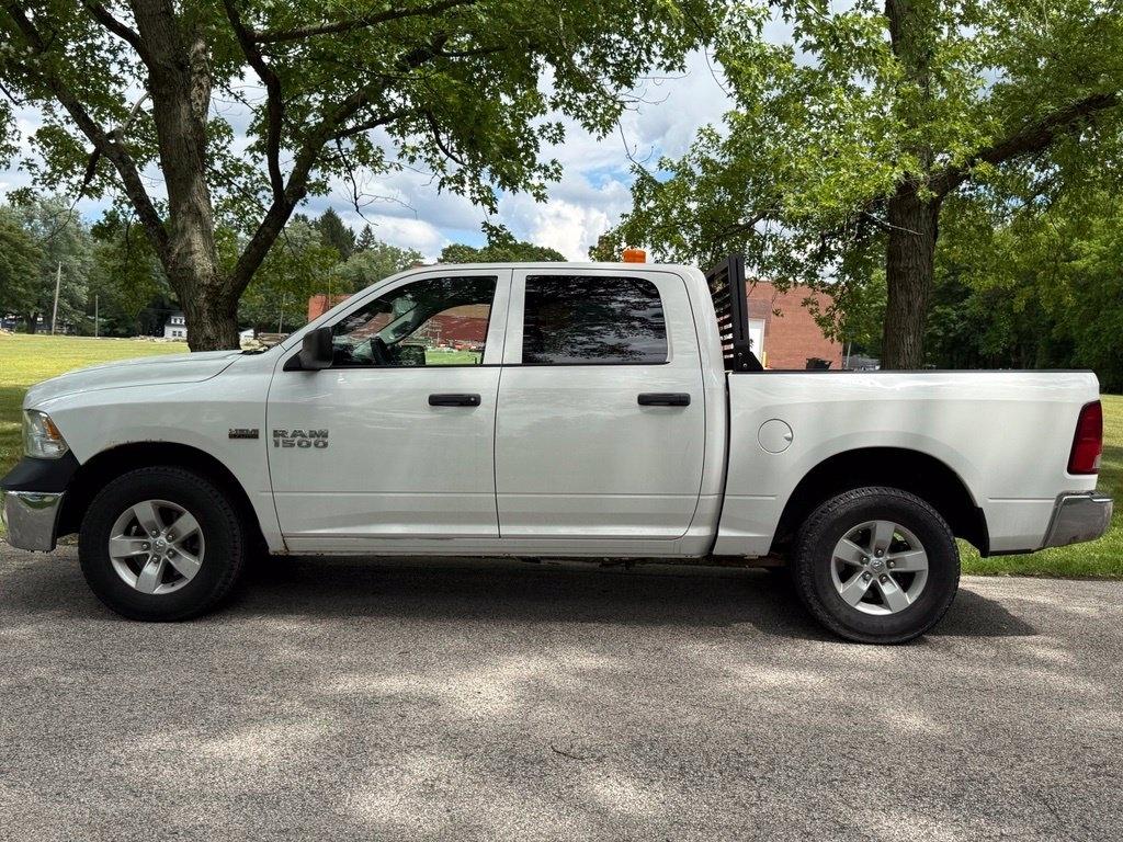 RAM 1500 Tradesman 4x4 Crew Cab 5'7" Box 2017