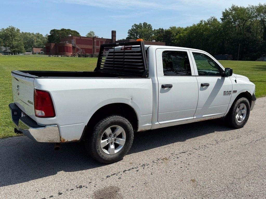 RAM 1500 Tradesman 4x4 Crew Cab 5'7" Box 2017