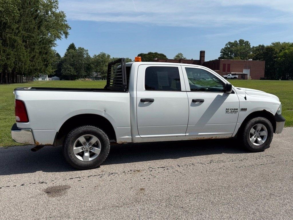 RAM 1500 Tradesman 4x4 Crew Cab 5'7" Box 2017