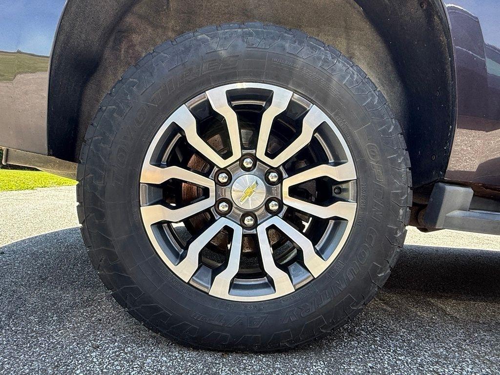 Chevrolet Tahoe 4WD 4dr LT 2015