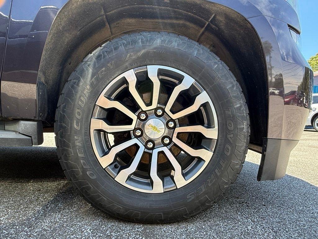 Chevrolet Tahoe 4WD 4dr LT 2015