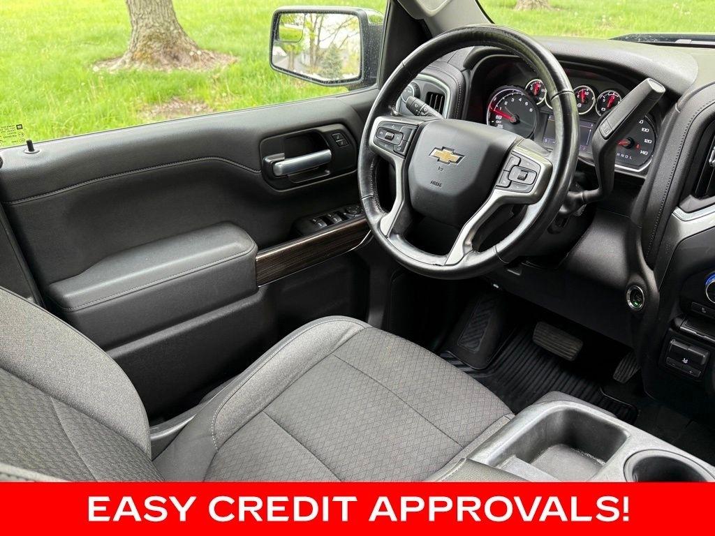 Chevrolet Silverado 1500 2WD Crew Cab 147" LT 2020