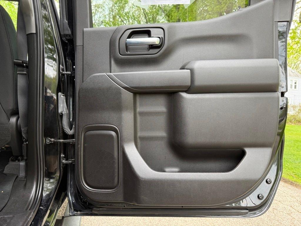 Chevrolet Silverado 1500 2WD Crew Cab 147" LT 2020
