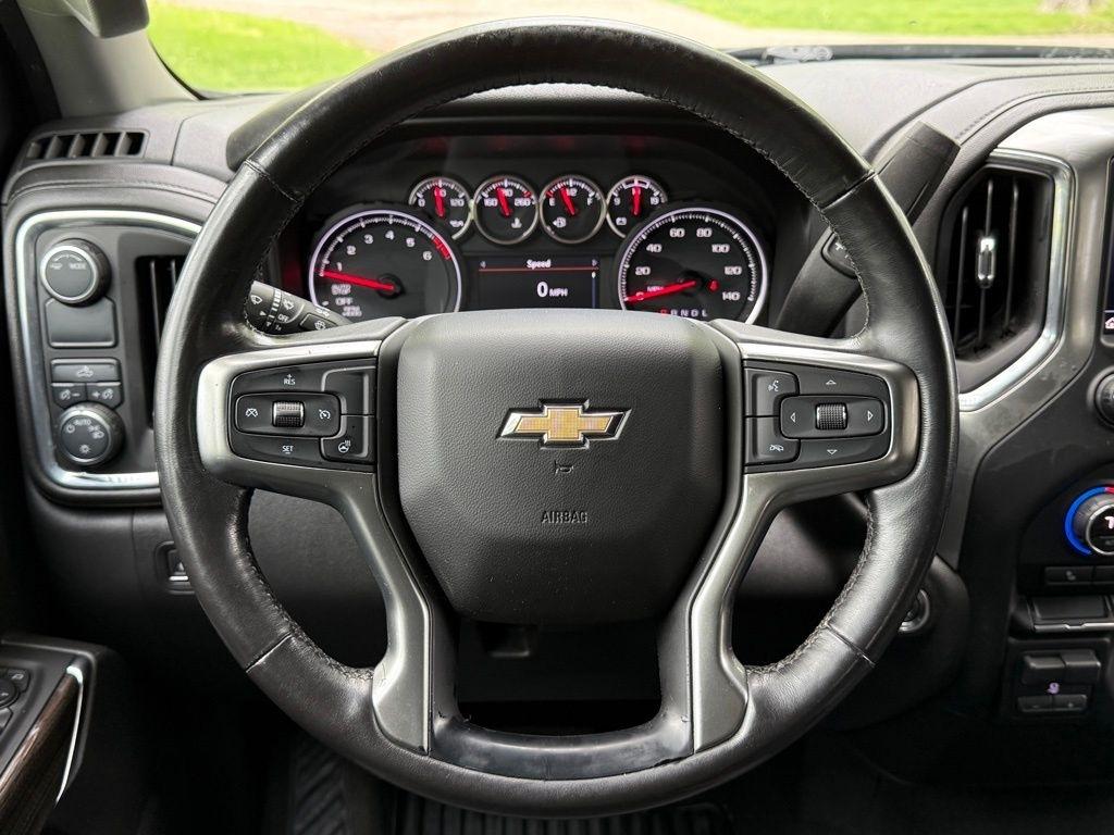 Chevrolet Silverado 1500 2WD Crew Cab 147" LT 2020
