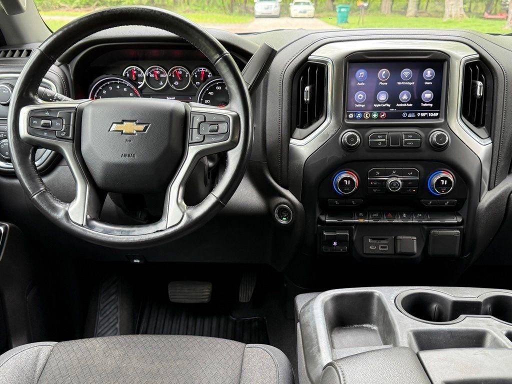 Chevrolet Silverado 1500 2WD Crew Cab 147" LT 2020
