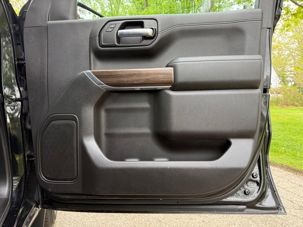Chevrolet Silverado 1500 2WD Crew Cab 147" LT 2020